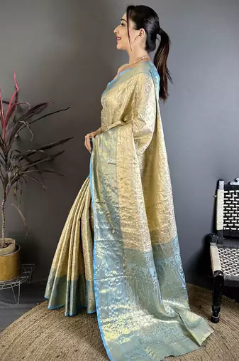 Blue floral, zari woven kanchipuram silk saree with blouse