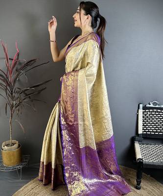 Purple floral zari woven kanchipuram silk blend saree with blouse 4