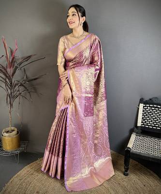 Magenta floral zari woven kanchipuram silk blend saree with blouse 1