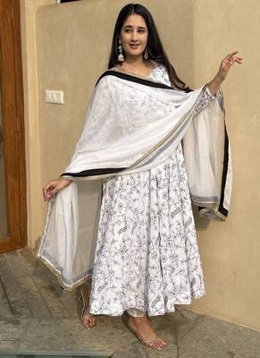 Off white embroidery vichitra silk blend fully stitched anarkali suit set 1