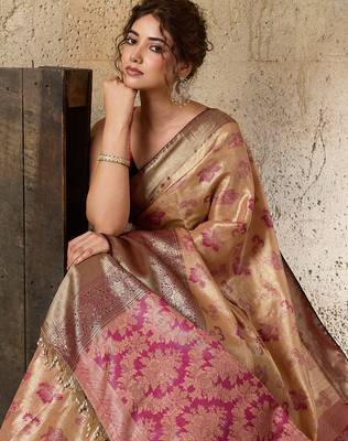 Beige zari woven silk blend banarasi saree with blouse 2