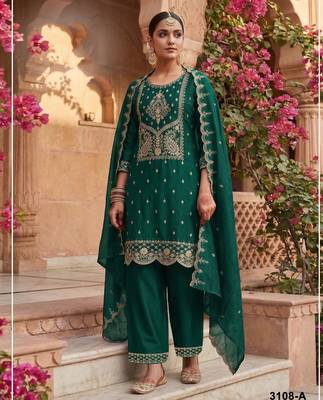 Green embroidered rangoli crush salwar suit 1