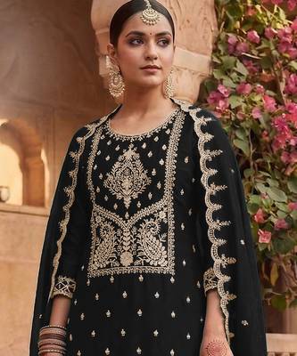 Black embroidered rangoli crush salwar suit 2