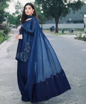 navy blue silk blend embroidered farshi salwar 3