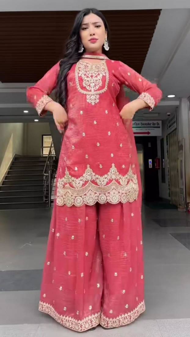 Red zari work kurta set