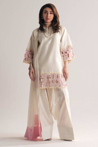 Off white FLORAL EMBELLISHED FARSHI SALWAR KAMEEZ
