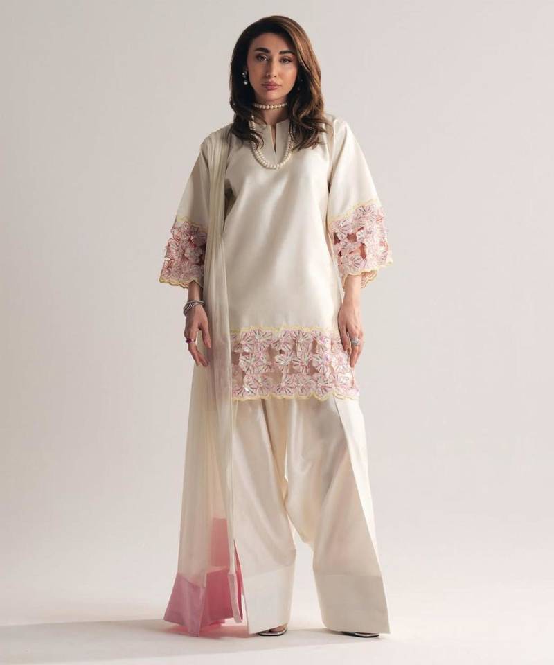 Off white FLORAL EMBELLISHED FARSHI SALWAR KAMEEZ