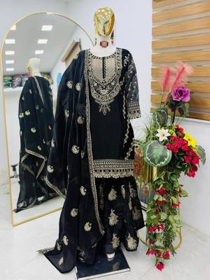 Black embroidered sharara suit 3