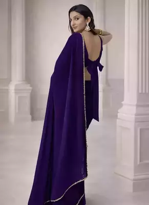 Georgette Saree with Designer Blouse & Golden Lace Border 3