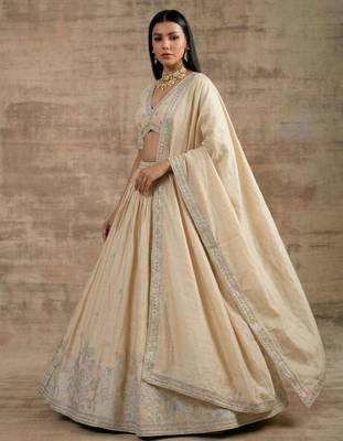 Off-White Designer Premium Function Wear Lehenga Choli 2