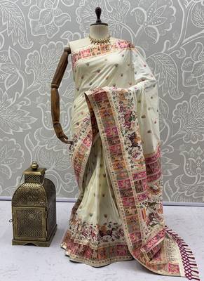 Off White Color Foliate Pattern,Zari And Shikaragh Zal Work Pashmina Silk Saree 5