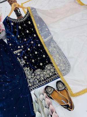Blue art silk embroidered sharara set 2