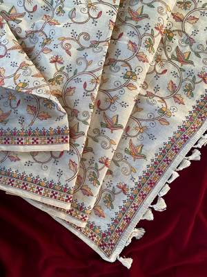 Cream loom tussar saree with all over designer embroidery 4