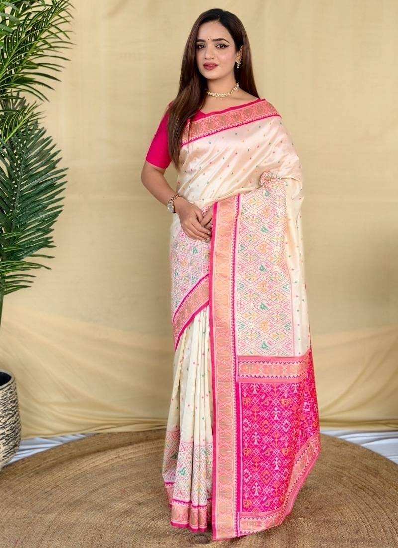 Ivory soft silk saree with multithread zari contrast border and pallu