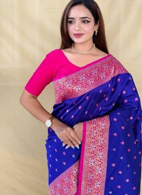 Royal blue soft silk saree with zari woven border and contrast zari pallu 2