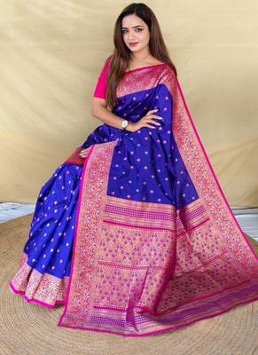 Royal blue soft silk saree with zari woven border and contrast zari pallu 5