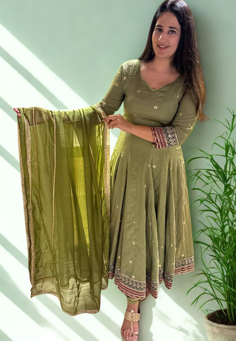 Green Heavy Silk With Sequence And Embroidery Work With Pant &Dupatta 3pc set