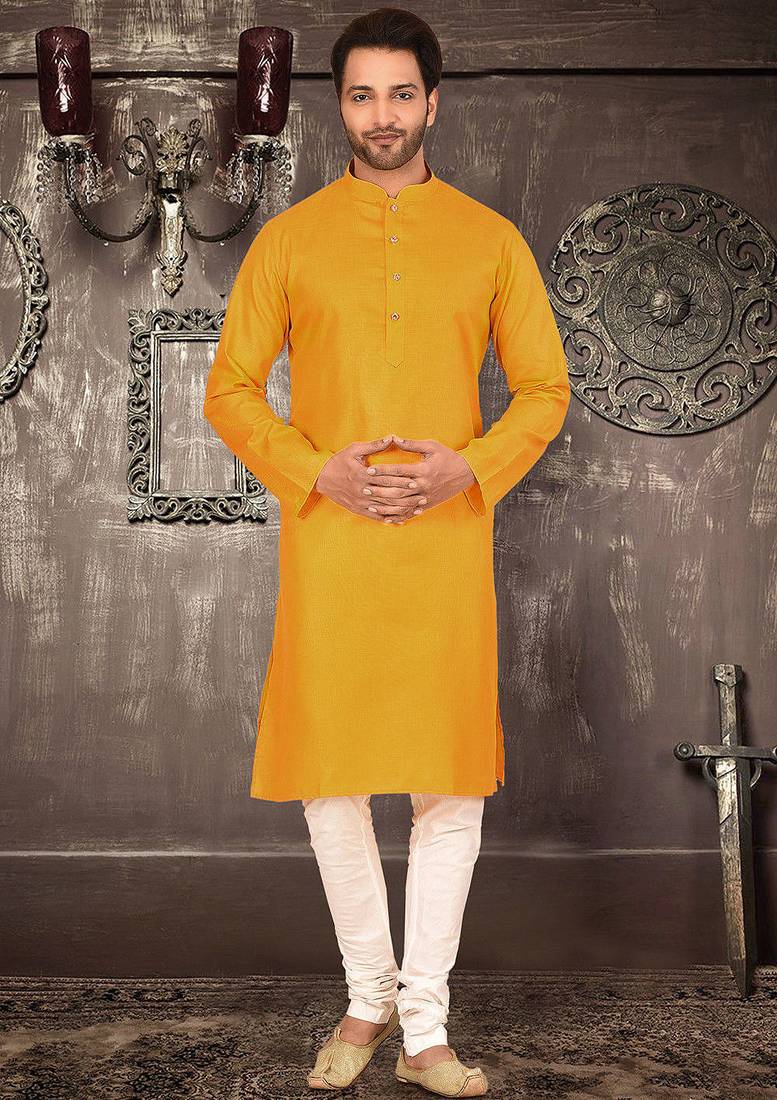 Yellow cotton kurta with pattern work and fancy button