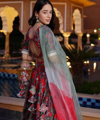 Floral printed semi-stitched cotton lehenga & unstitched blouse with dupatta 6