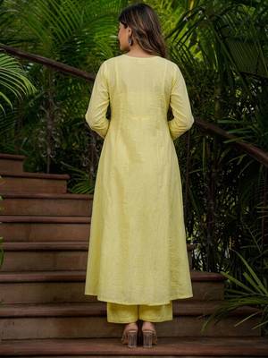 Yellow chanderi silk heavy thread embroidery work kurta pant set 3