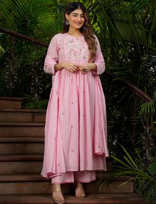 Pink chanderi silk heavy thread embroidery work kurta pant set 2