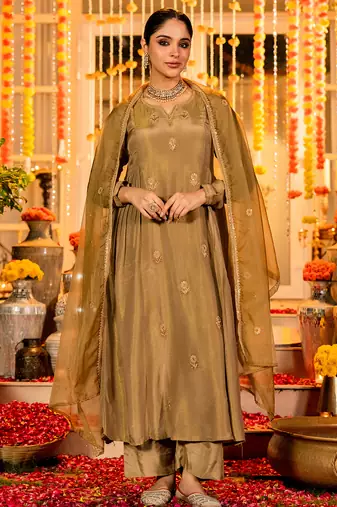 Gold simmer chanderi heavy thread embroidery work kurta pant set