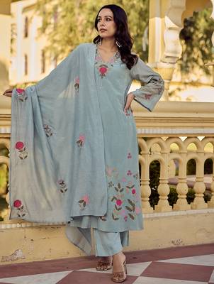 Ocean mist chanderi silk heavy thread embroidery work kurta pant set 3