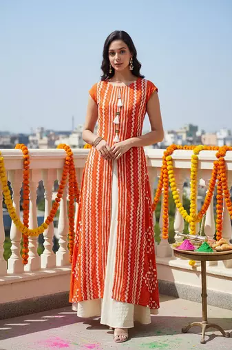 Printed rayon blend stitched flared/a-line gown (orange)