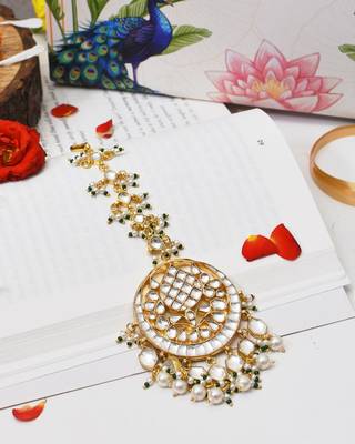 Gold geet kundan maangtikka 1