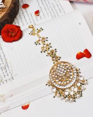 Gold geet kundan maangtikka 3