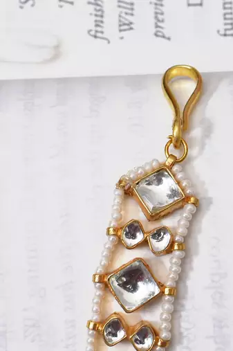 Gold jiya kundan mathapatti