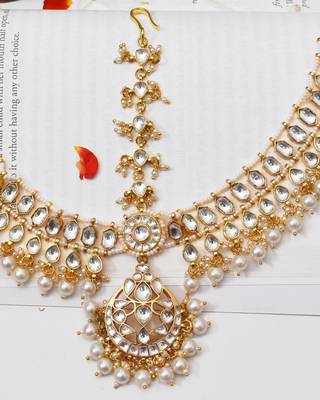 Gold jivika  kundan mathapatti 3