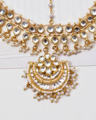Gold jhanvi kundan mathapatti 2