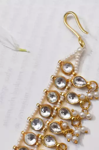Gold jhanvi kundan mathapatti