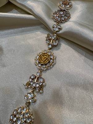 Gold lasya kundan mathapatti 2