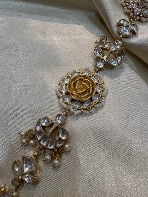 Gold lasya kundan mathapatti 4