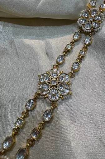 Gold bhavna kundan mathapatti