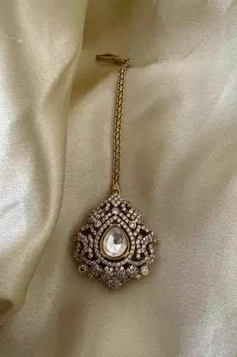 Gold faina  polki maangtikka