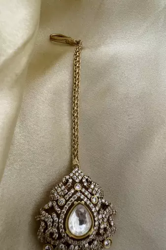 Gold faina  polki maangtikka