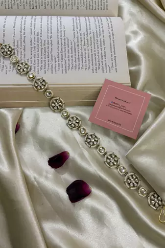 Gold meera kundan mathapatti