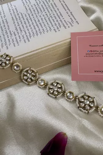 Gold meera kundan mathapatti