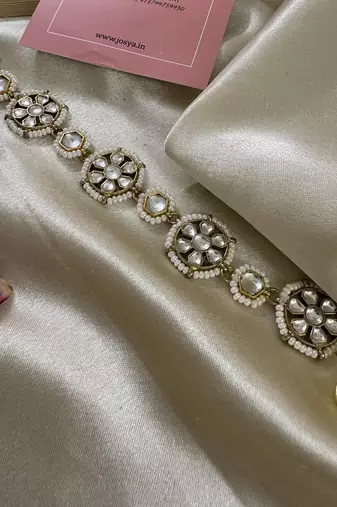 Gold meera kundan mathapatti