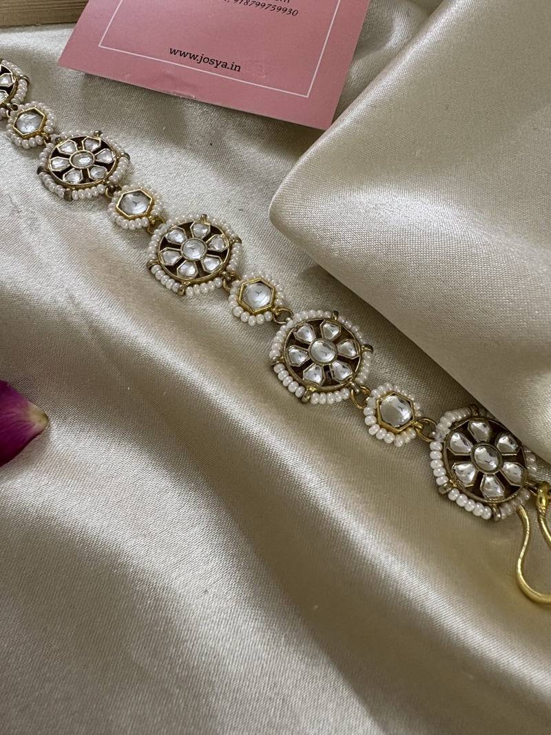 Gold meera kundan mathapatti