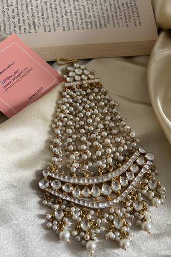 Gold lalitha kundan passa