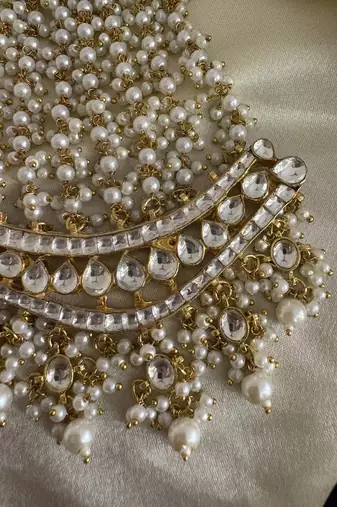 Gold lalitha kundan passa