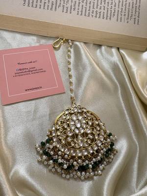 Gold ruchita bigsize kundan maangtikka 1