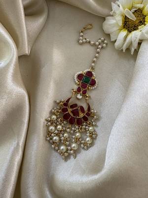 Gold juhi kundan maangtikka 2