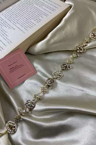 Gold zeenat kundan mathapatti