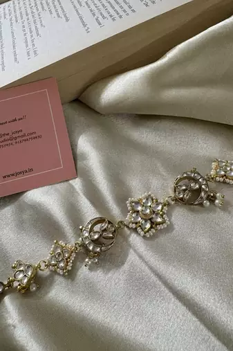 Gold zeenat kundan mathapatti