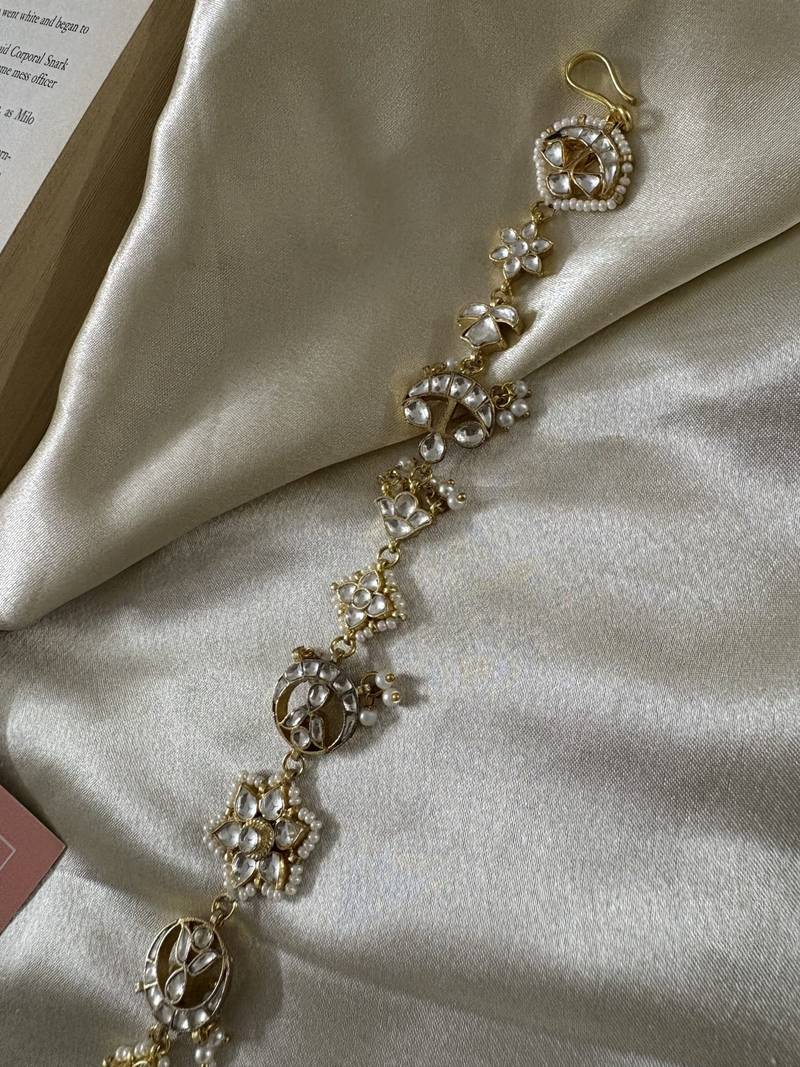 Gold zeenat kundan mathapatti